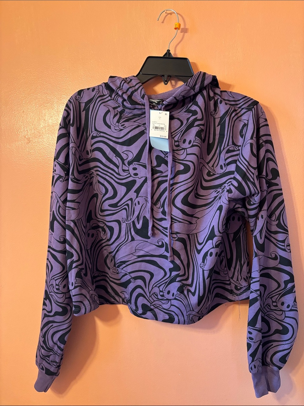 Disney’s Nightmare before Christmas cropped hoodie